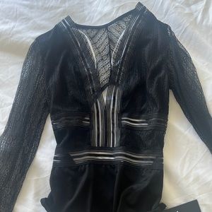 Lulu’s S Black long sleeve bodysuit